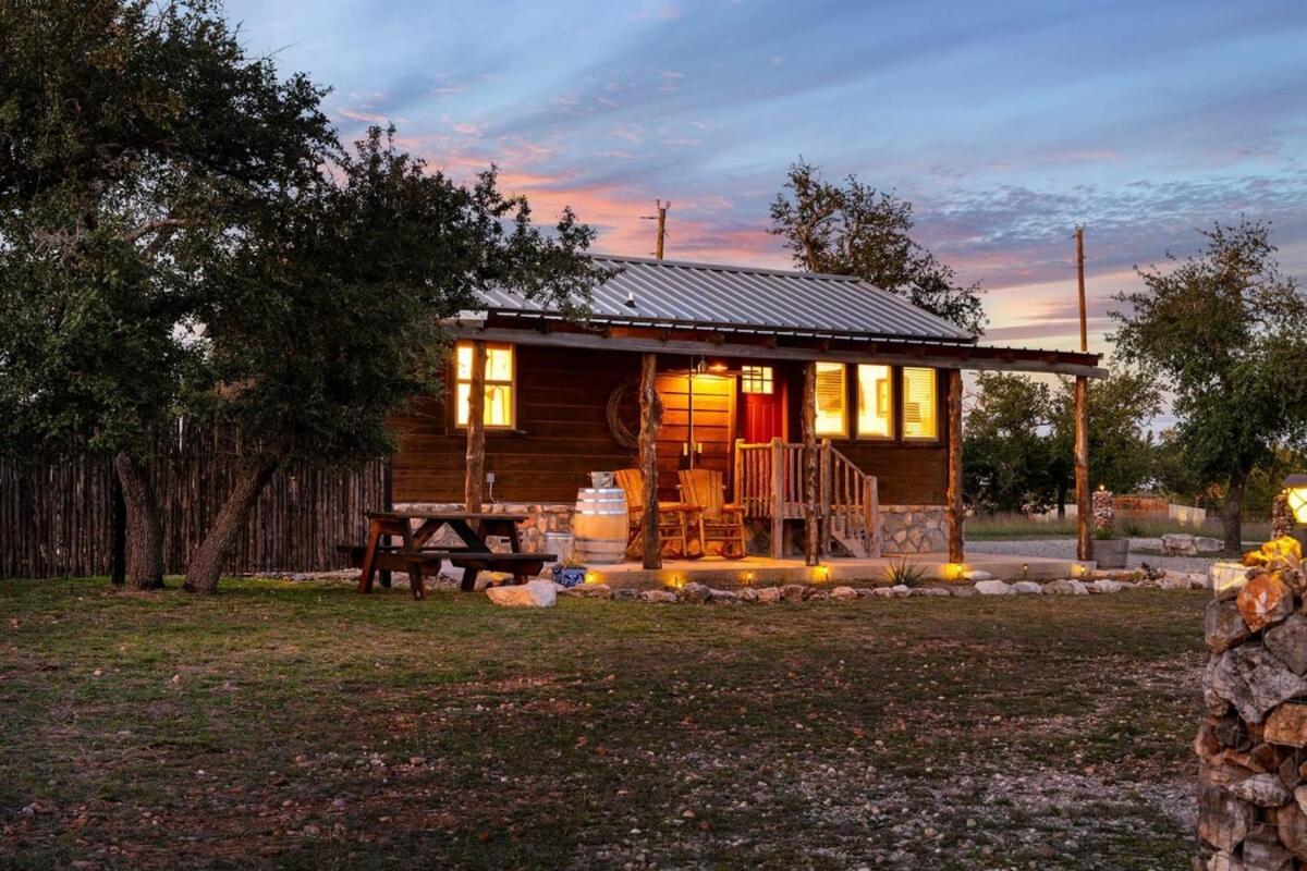 Rockin' R - Rustic Star Cabin Fredericksburg Eksteriør bilde