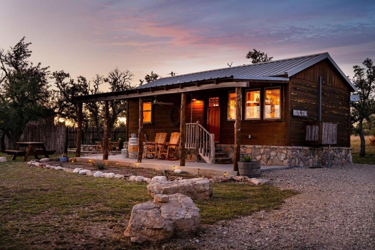 Rockin' R - Rustic Star Cabin Fredericksburg Eksteriør bilde